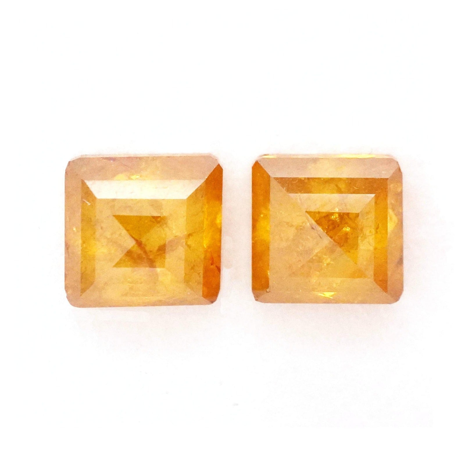 Yellow Icy Diamond Pair (3.78 cts) Yellow Icy Diamond Pair (3.78 cts)