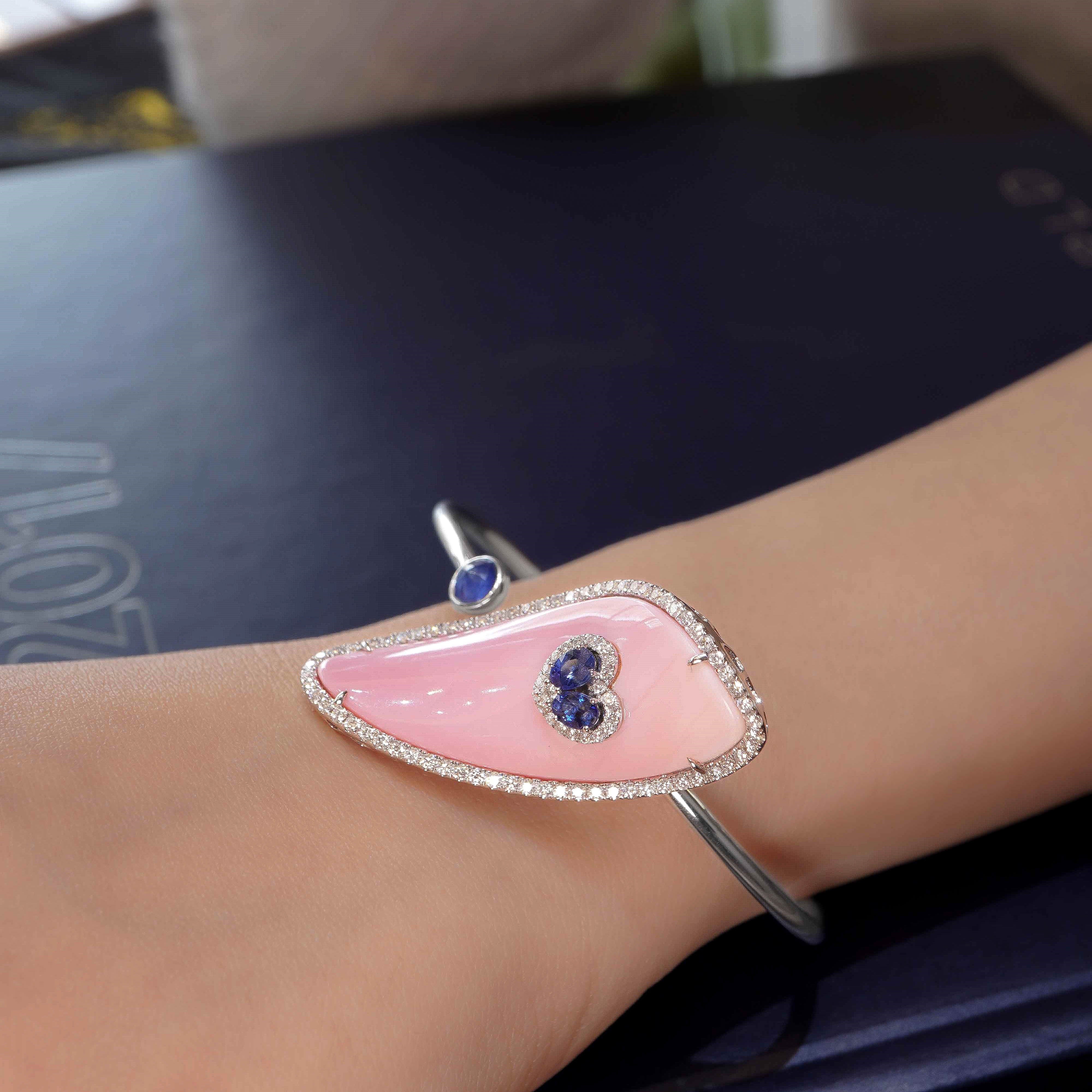 Conch Shell Bangle Conch Shell Bangle