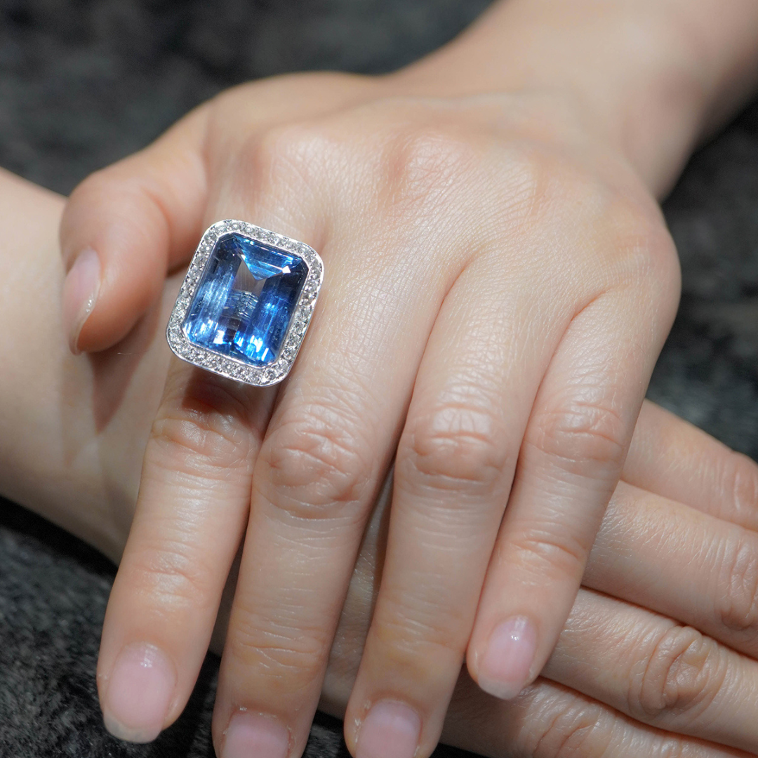 Dynamic International