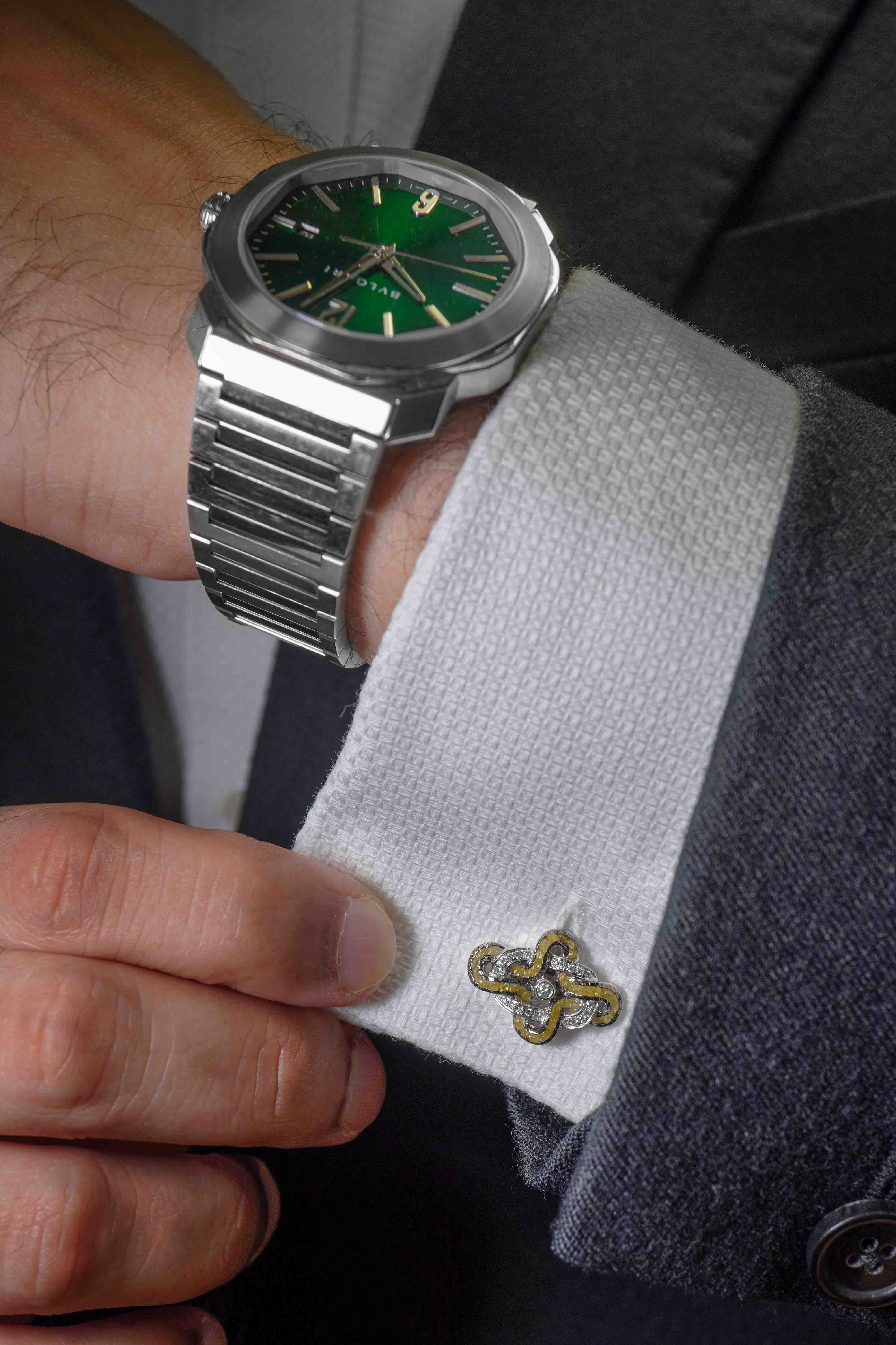 Raw diamond white gold cufflinks (interwoven) Raw diamond white gold cufflinks (interwoven)
