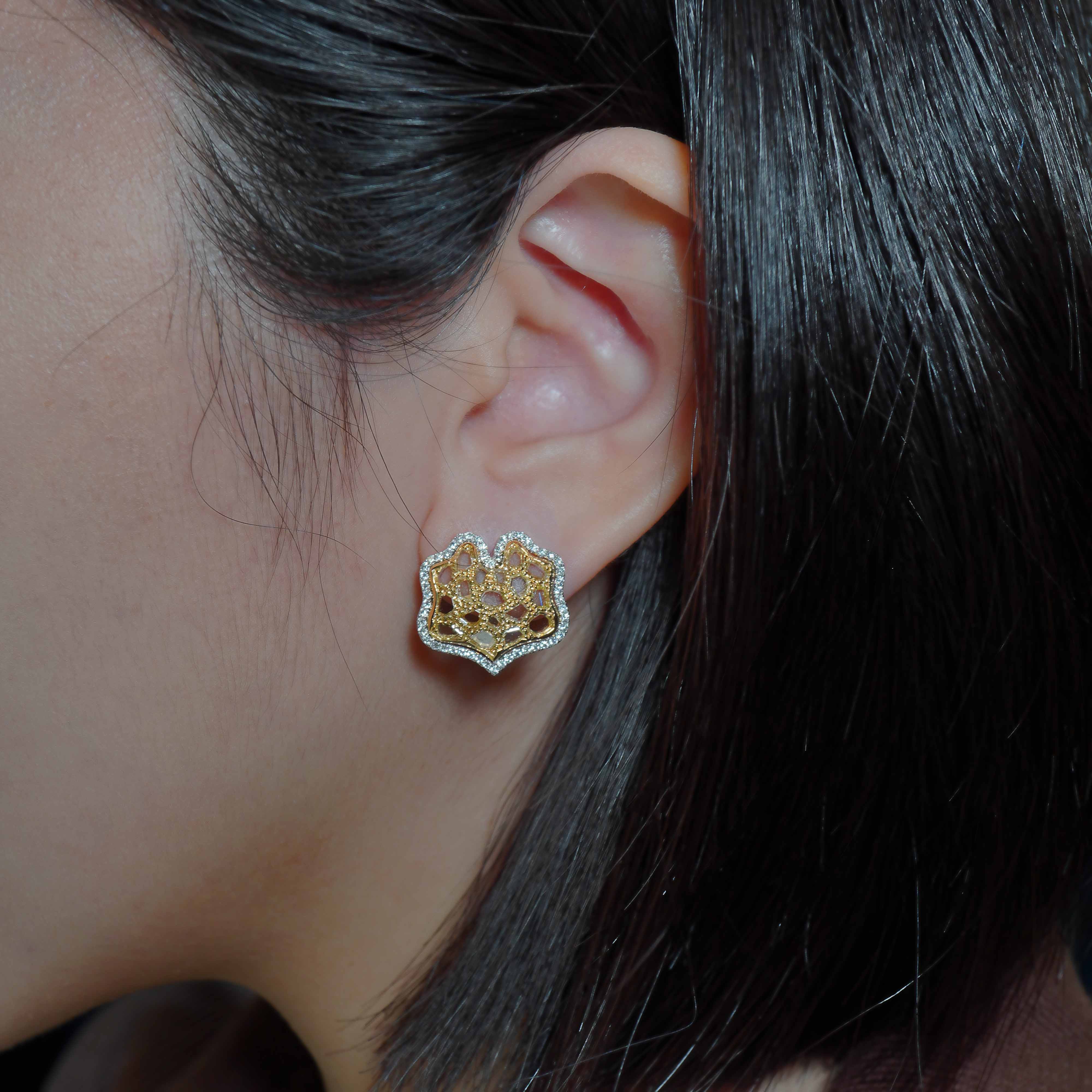 Yellow Gold Earrings (2.52 cts) Yellow Gold Earrings (2.52 cts)