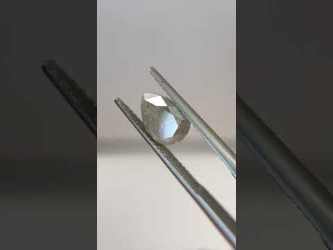 Milky White Salt & Pepper DIamond (2.59 cts)
