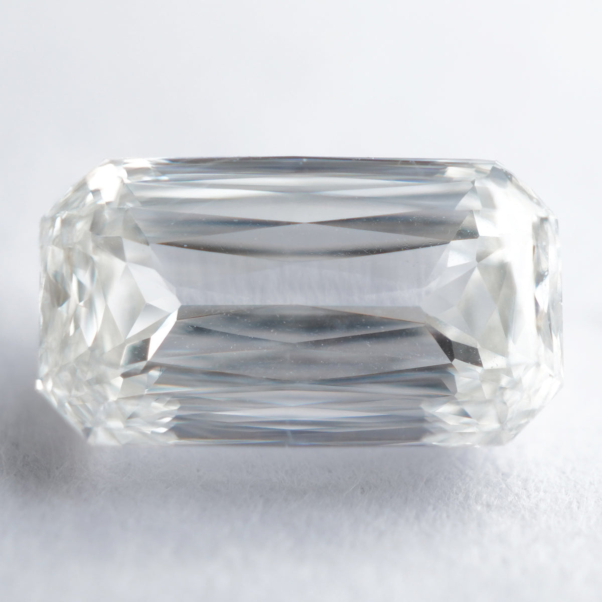 Natural Scissor Cut Diamond (1.00 cts)