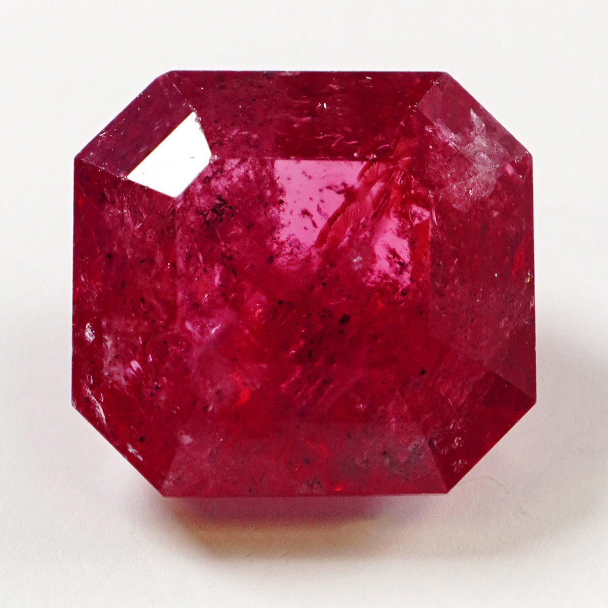 Tanzania Vivid Pink-Red Mahenge Spinel (5.00 cts)