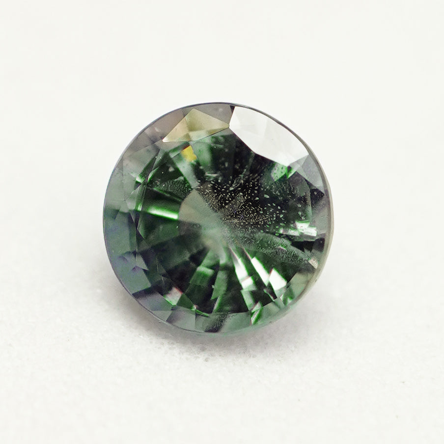 Alexandrite (0.9 cts)