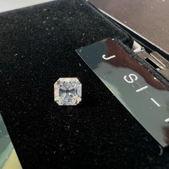 Old cut diamond (0.43 cts)