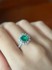 Emerald Flower Ring