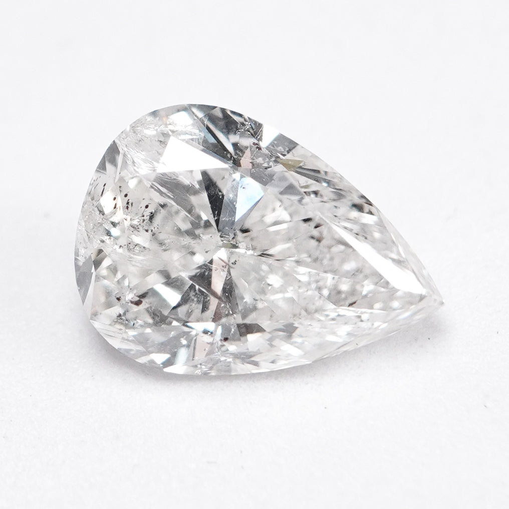 Natural G- Color Diamond (5.010 Cts)