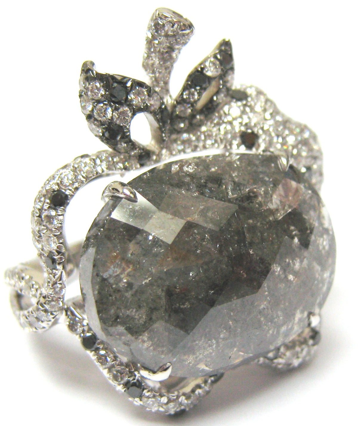 Midnight Crown Diamond Ring