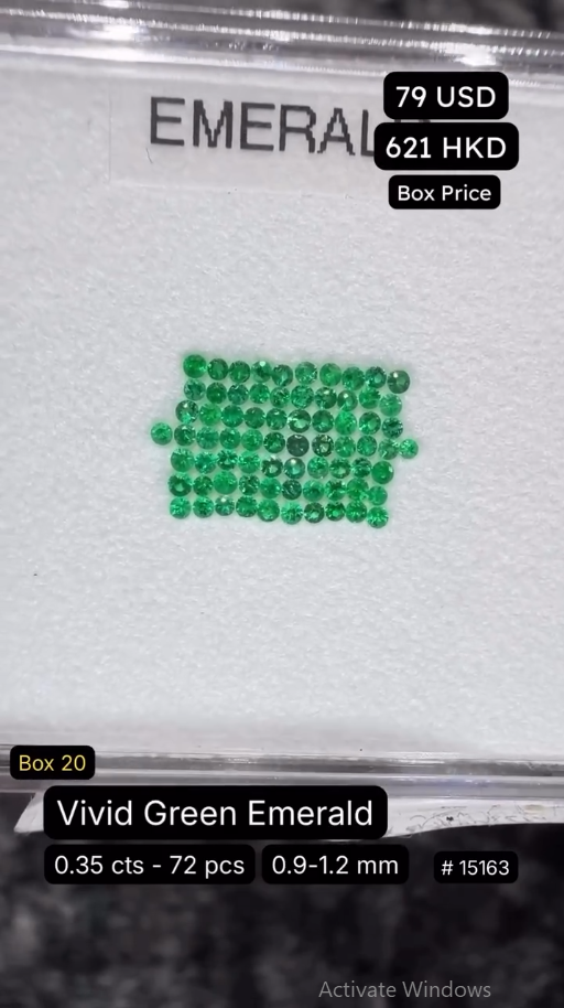 Vivid Green Emerald Deal (0.35 cts)