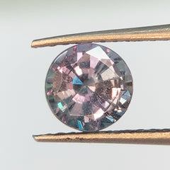 Alexandrite (0.9 cts)