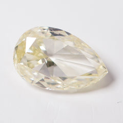 Natural  Fancy  Light Yellow Diamond (0.68 cts)