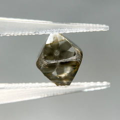 Natural Octahedron Diamond (4.06 cts)